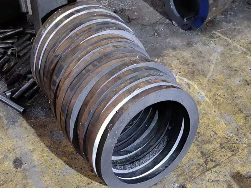 青龙30CrMo无缝钢管切割